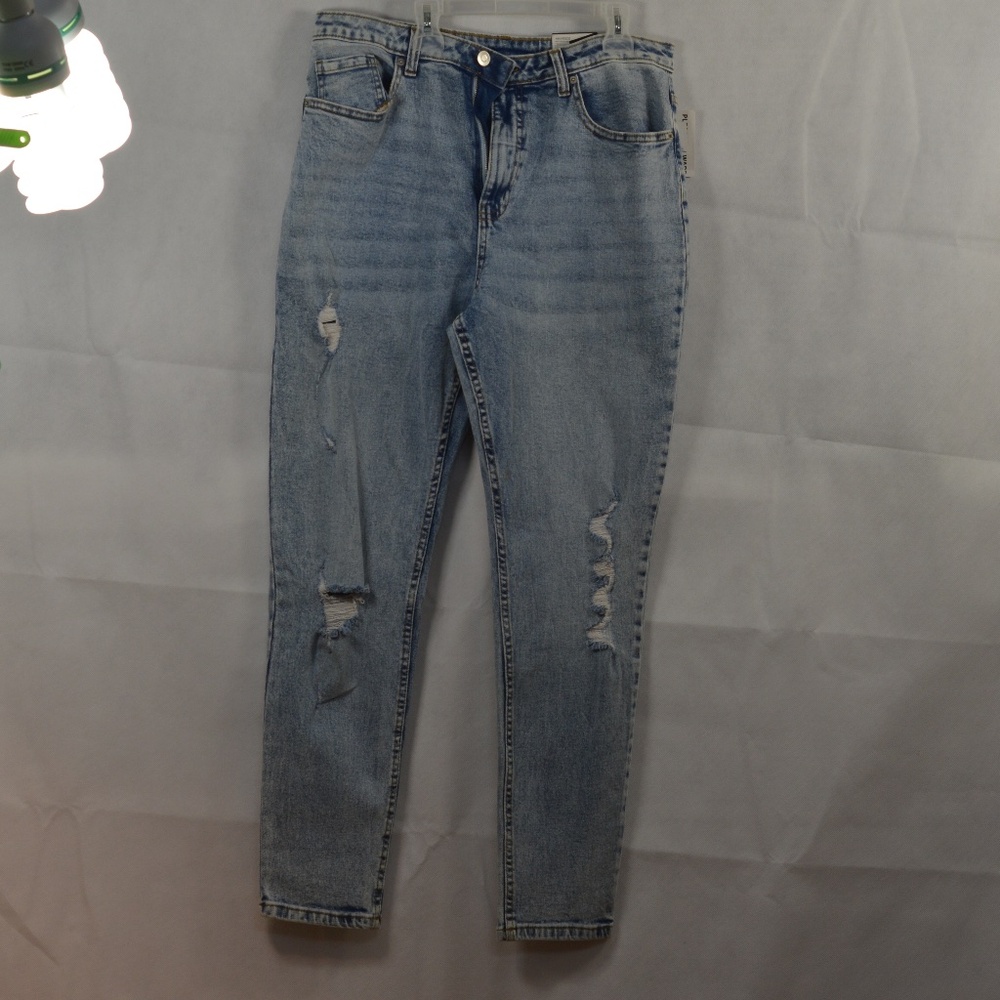 Ripped NOBO Jeans Light Denim SZ 15 NWT